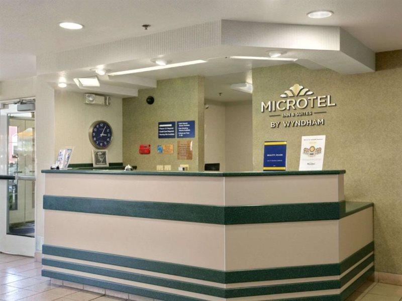 Microtel Inn & Suites Lodi Buitenkant foto