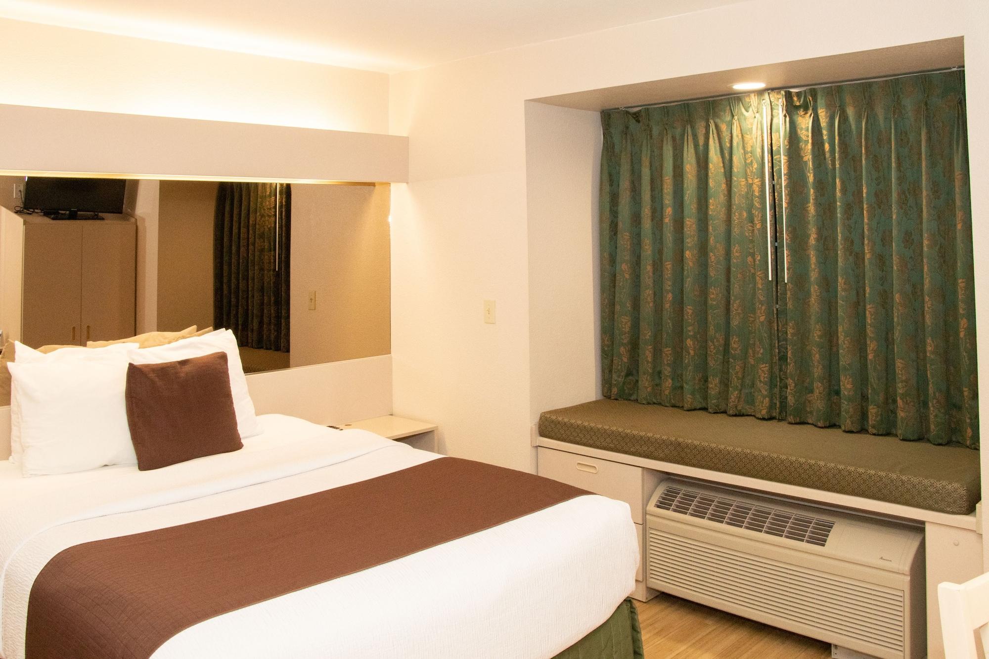 Microtel Inn & Suites Lodi Buitenkant foto