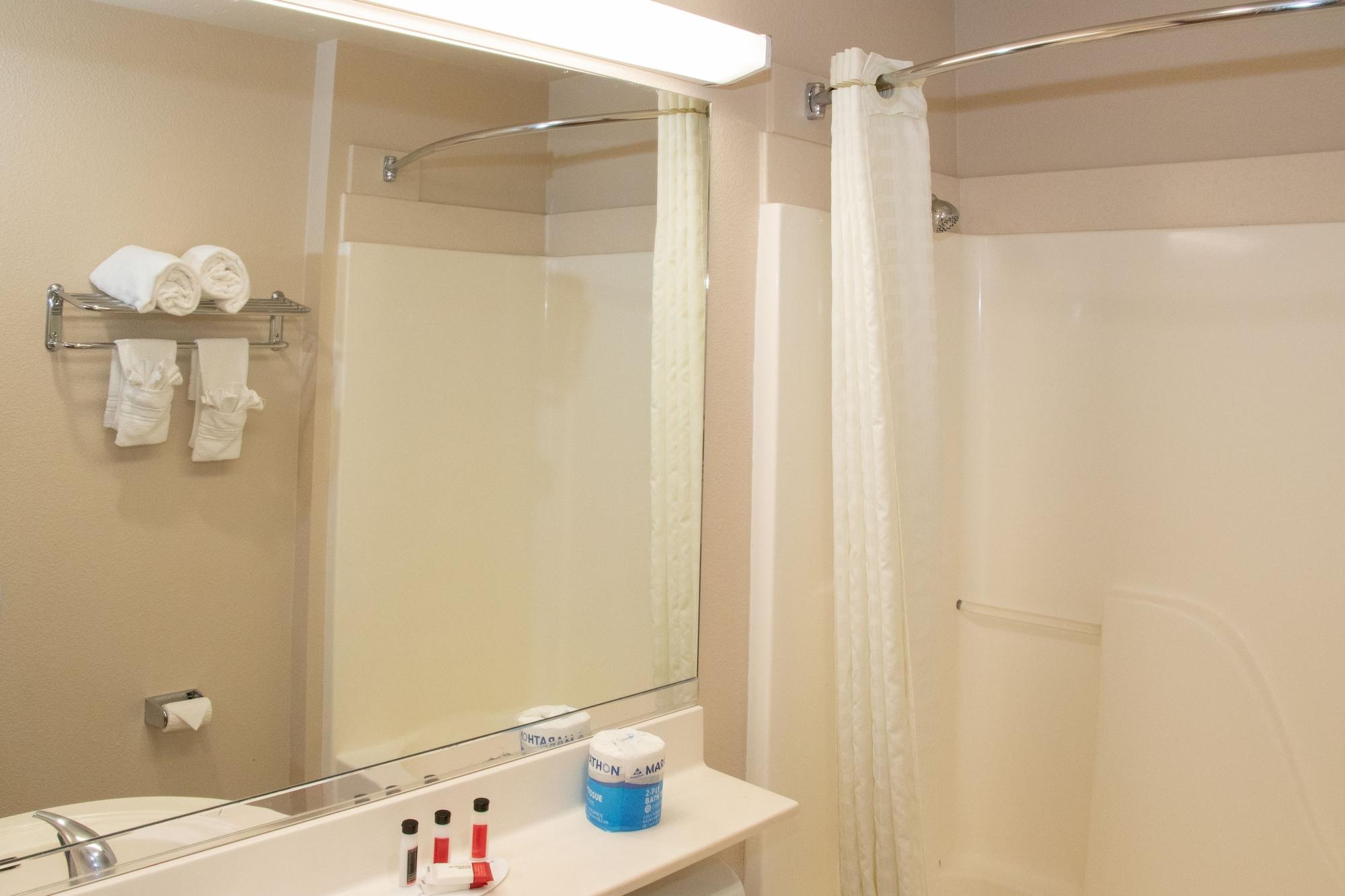 Microtel Inn & Suites Lodi Buitenkant foto