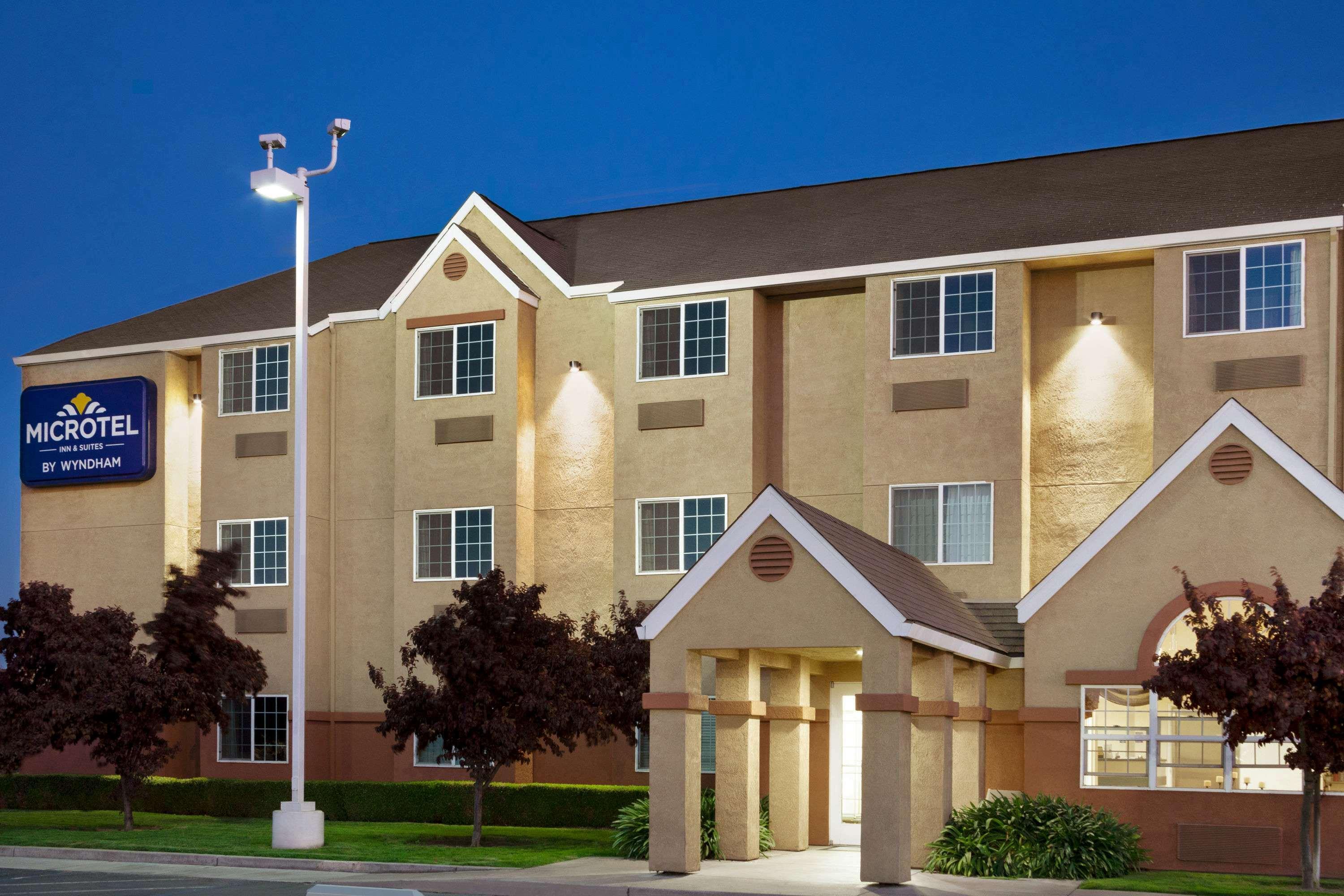 Microtel Inn & Suites Lodi Buitenkant foto